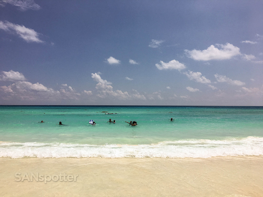 Cancun beach colors