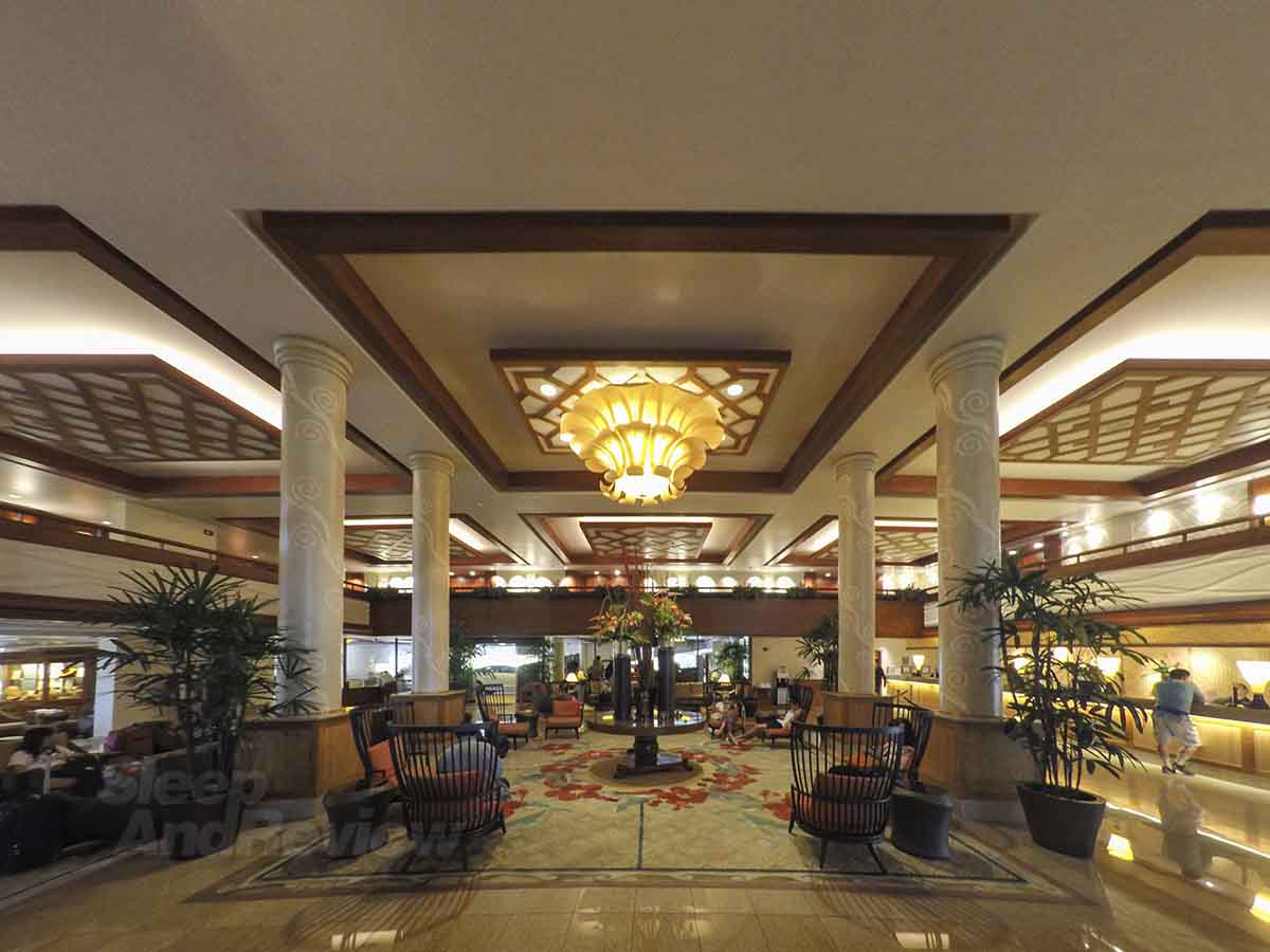 Hilton Waikiki Beach lobby design