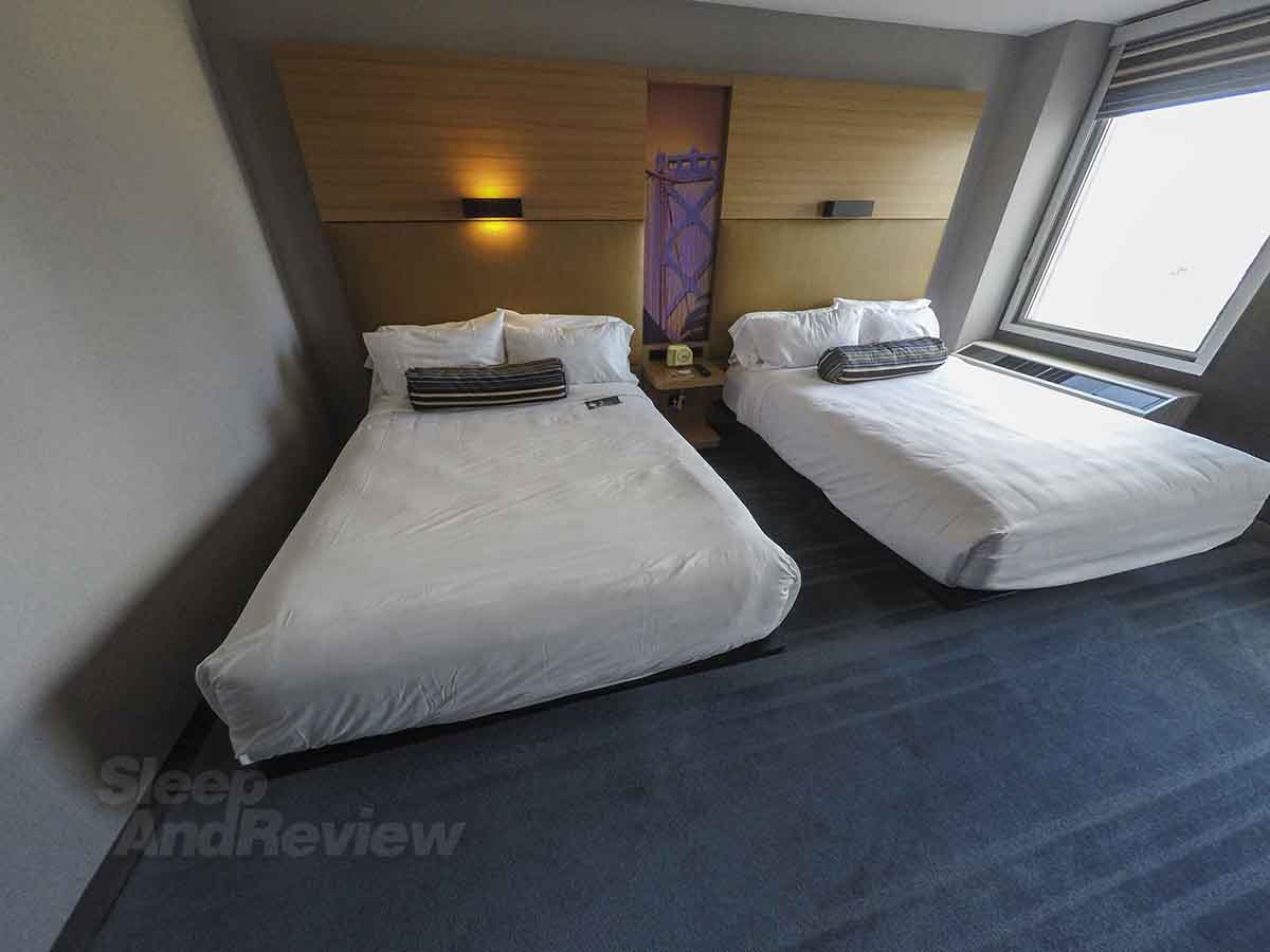 Aloft SFO twin beds