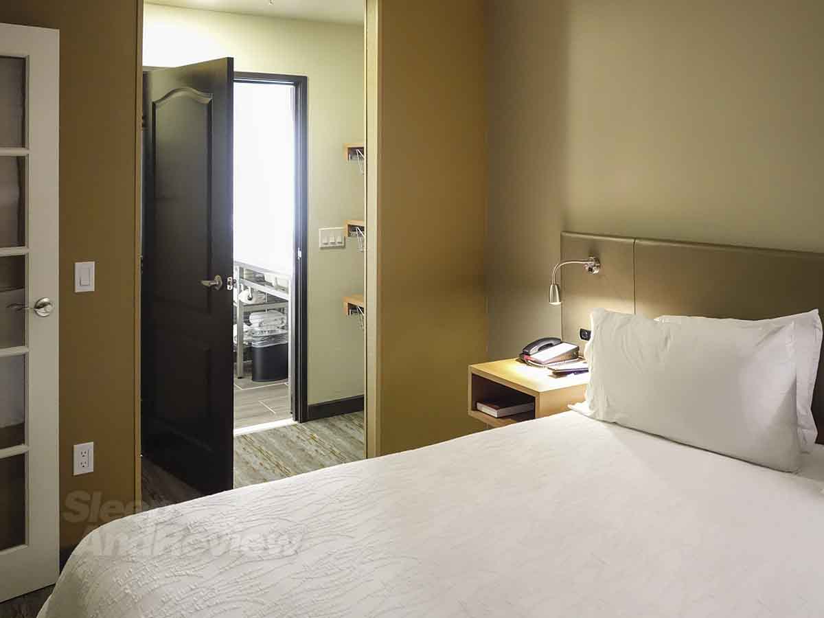 Hilton Garden Inn Phoenix Airport bedroom with connected bathroom