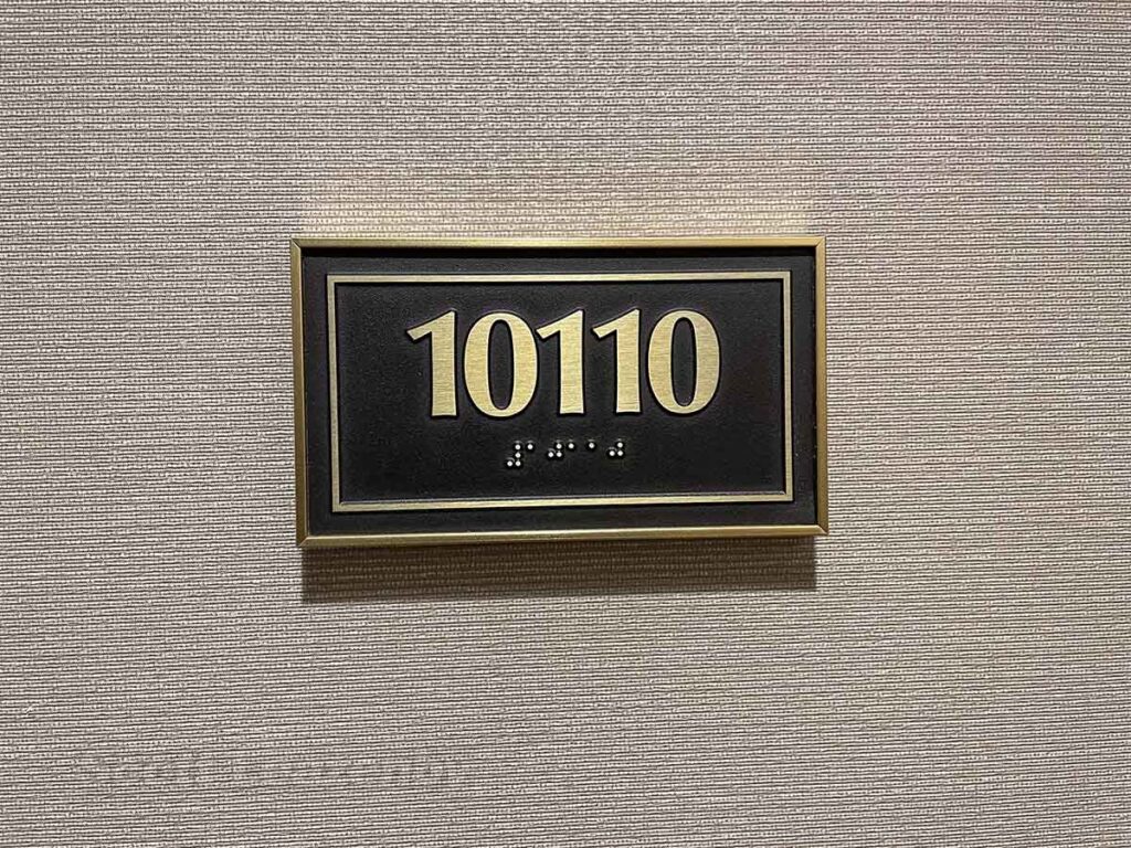 Room 10110 Chicago O'Hare Airport Hilton