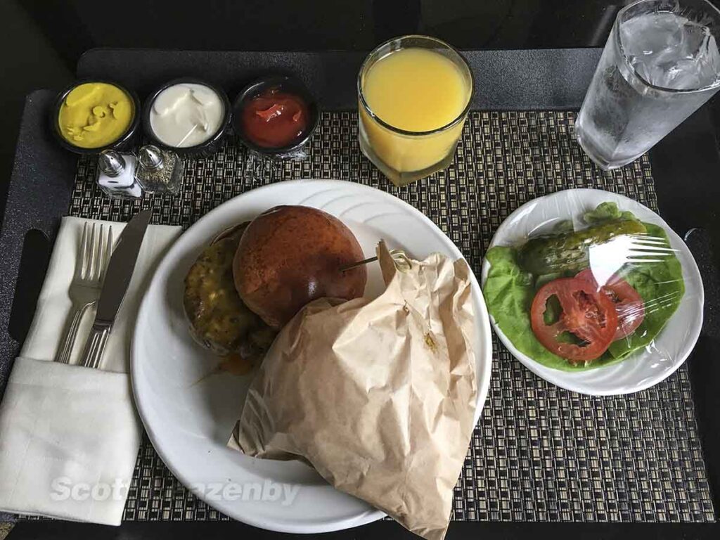Hilton ORD room service hamburger
