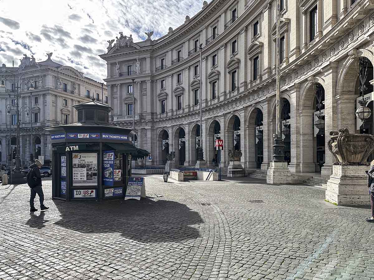 Newsstand in central rome