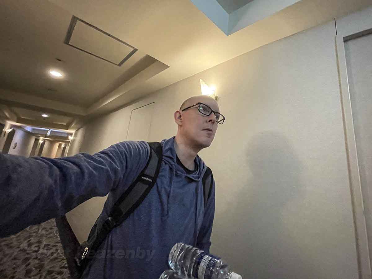 Scott walking through the hallway at the Tobu Hotel Narita 