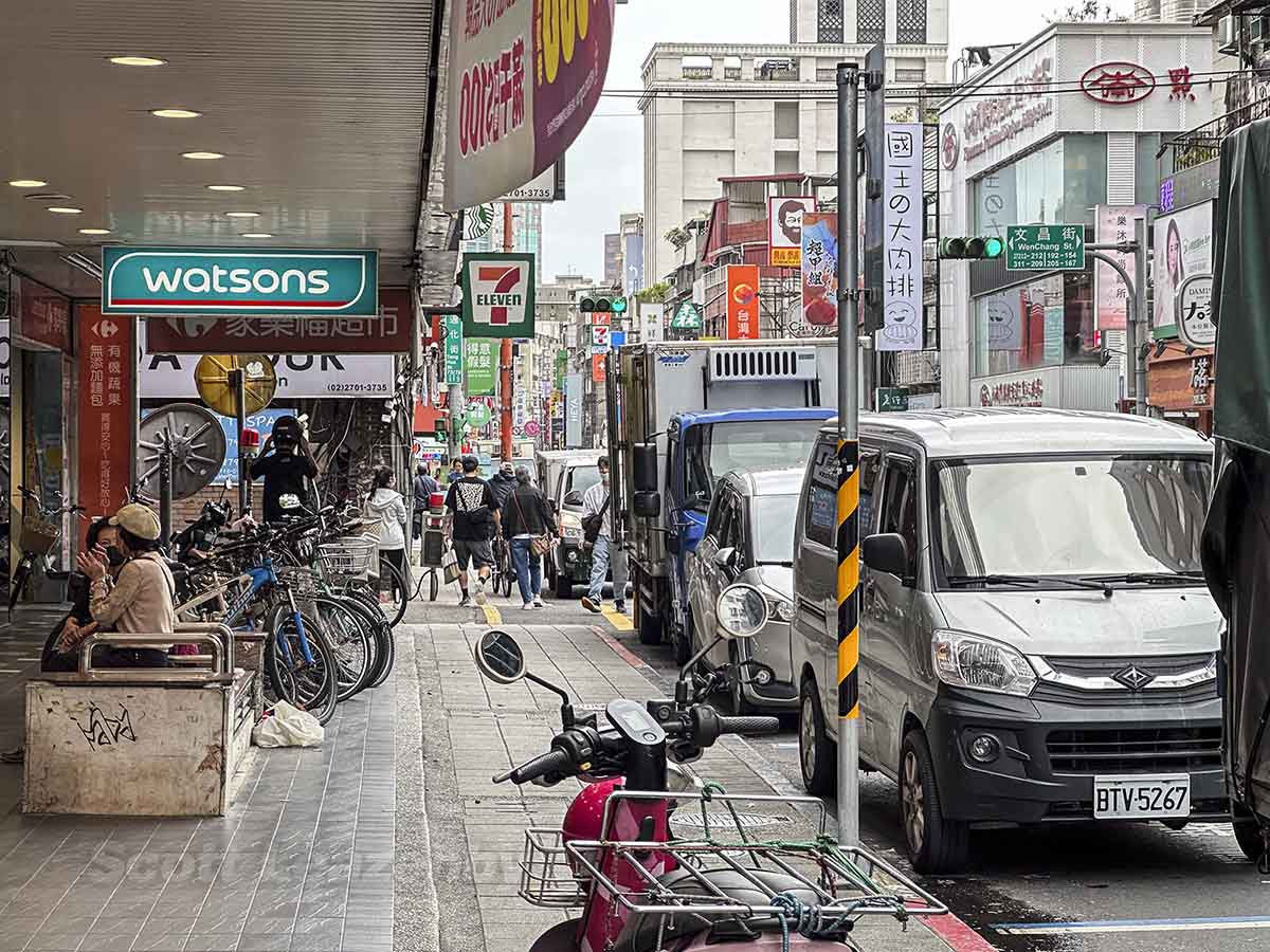 Busy taipei Street