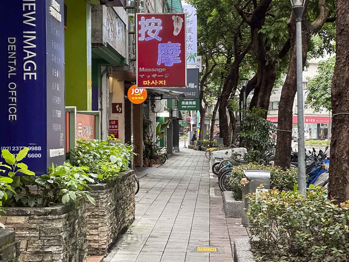 Empty streets of Taipei