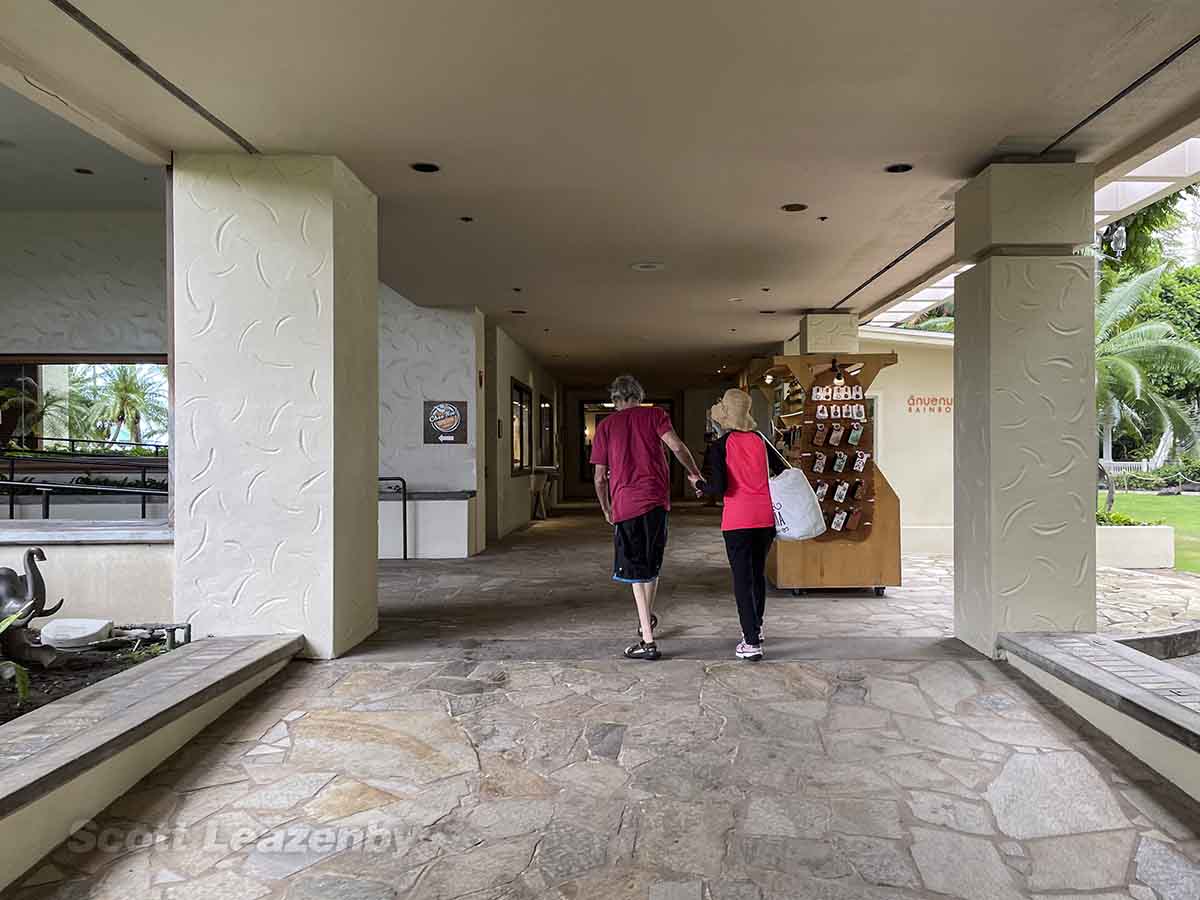 Hilton Hawaiian Village lobby corridor