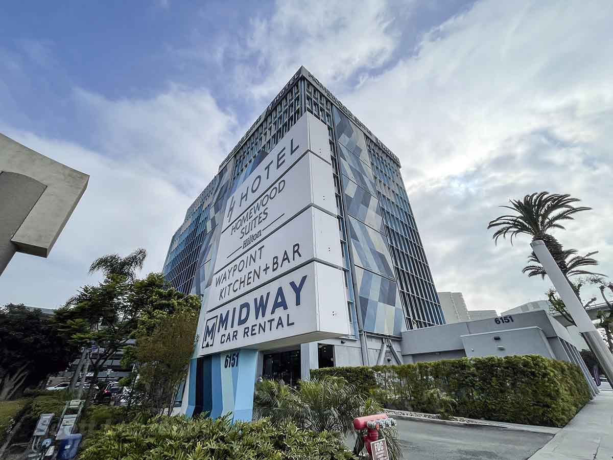 H Hotel LAX outside as seen from Century Boulevard