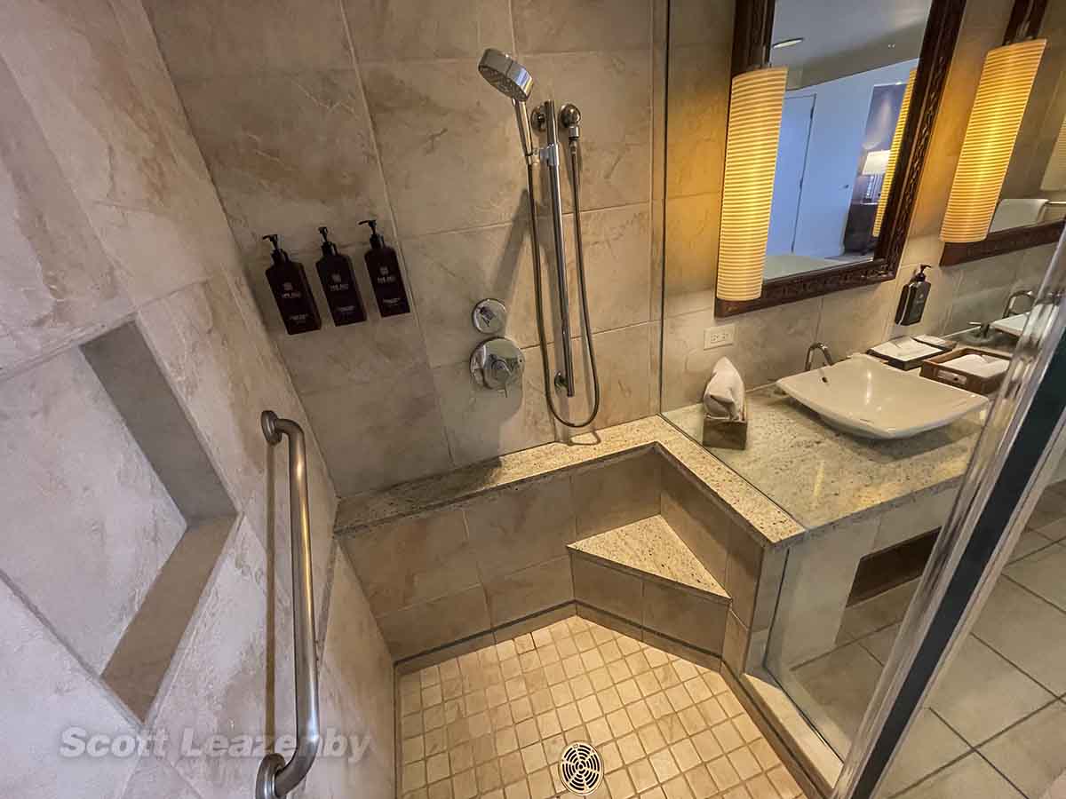 Shower size and layout