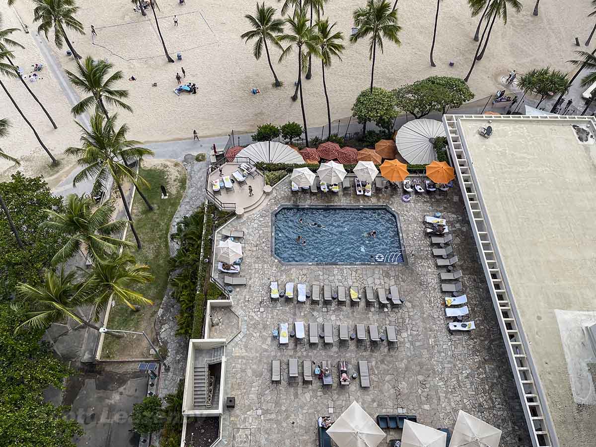 Hilton Hawaiian Village Ali'i Tower pool