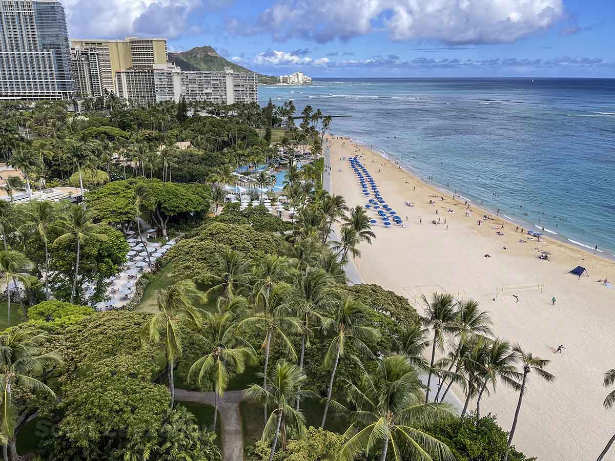 View from Hilton Hawaiian Village Ali'i Tower corner room