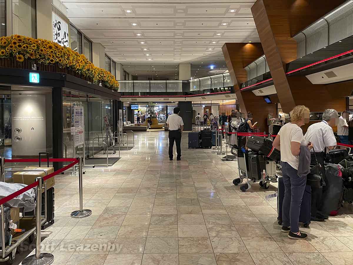 Nikko Hotel NRT main lobby