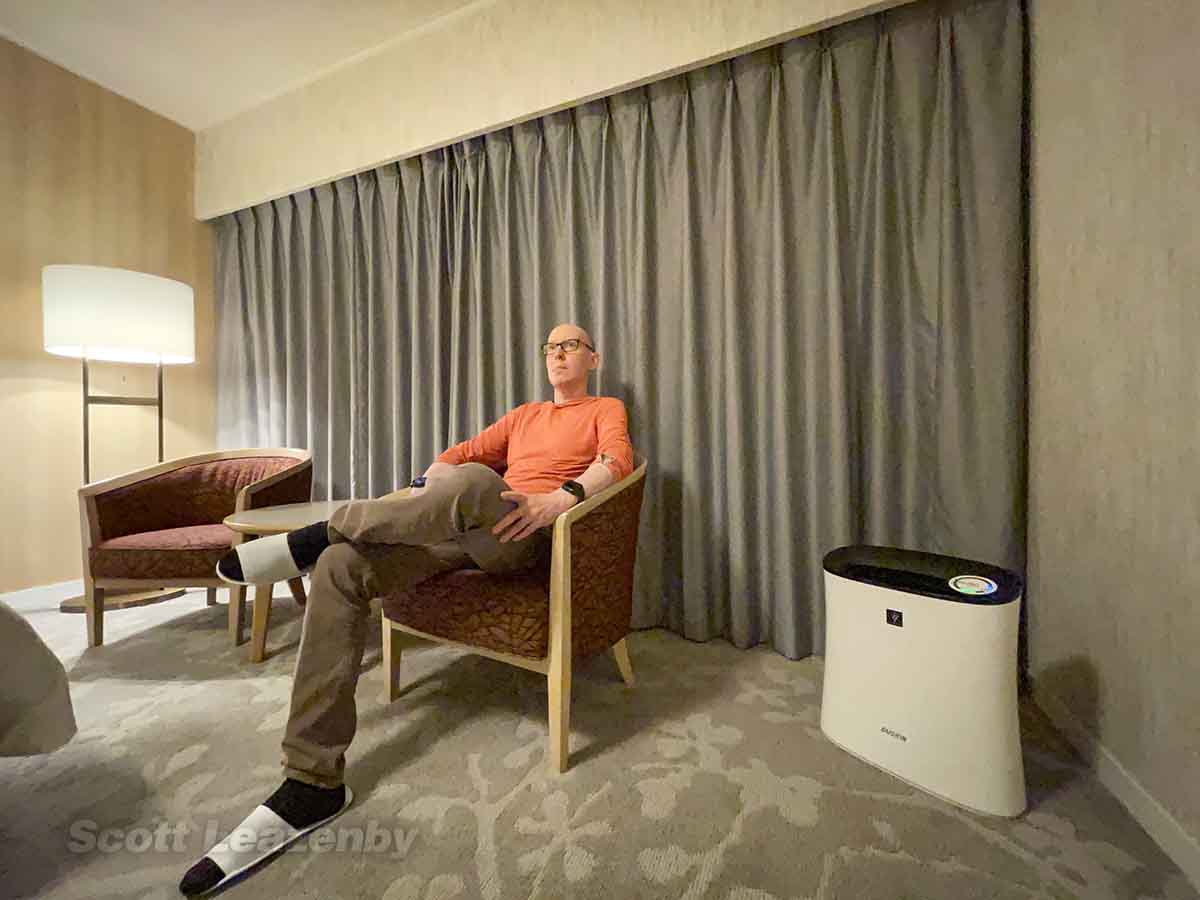 Scott relaxing in Nikko Hotel NRT room