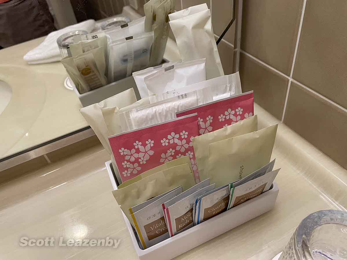 Nikko Hotel NRT complementary bathroom amenities